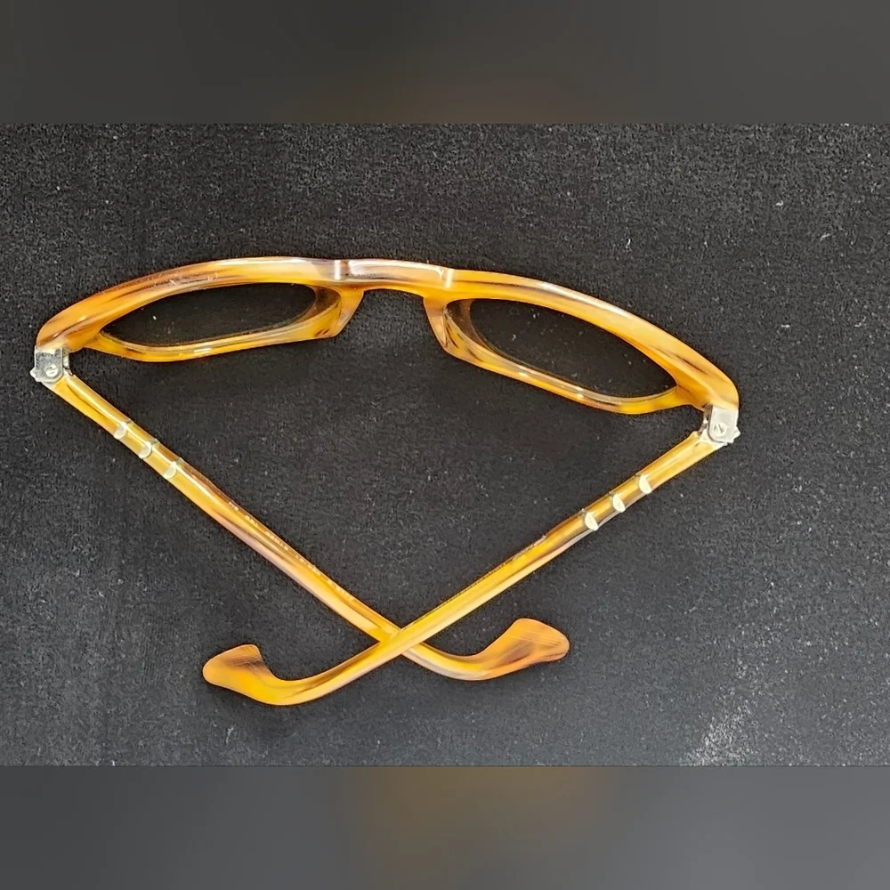 Persol questions leave